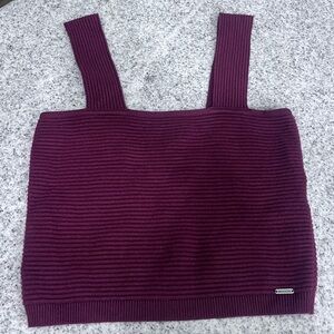 🛍️ Hollister Maroon Ribbed Knit Top